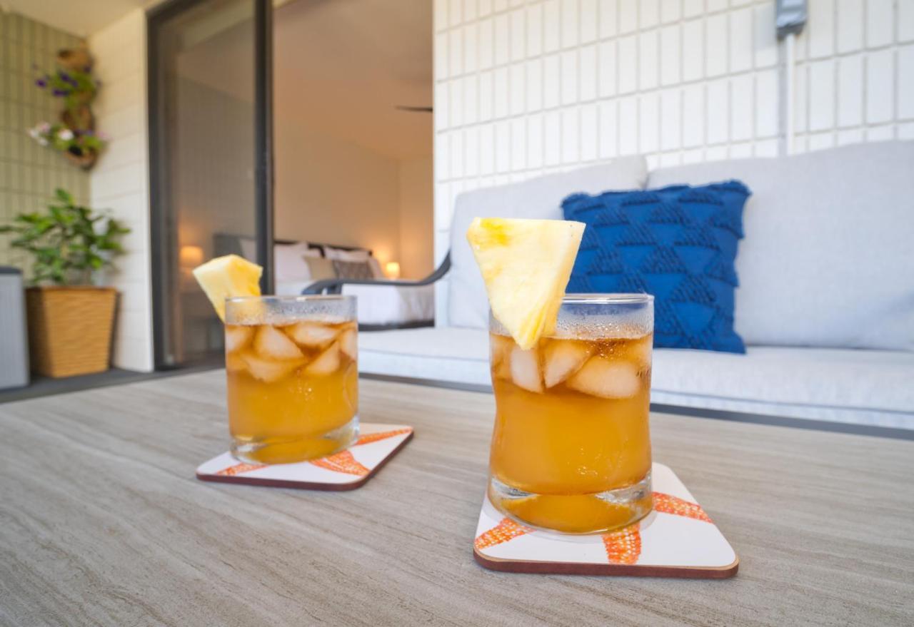 Family Getaway - Lava Room At Magic Sands Beach 카일루아 코나 외부 사진