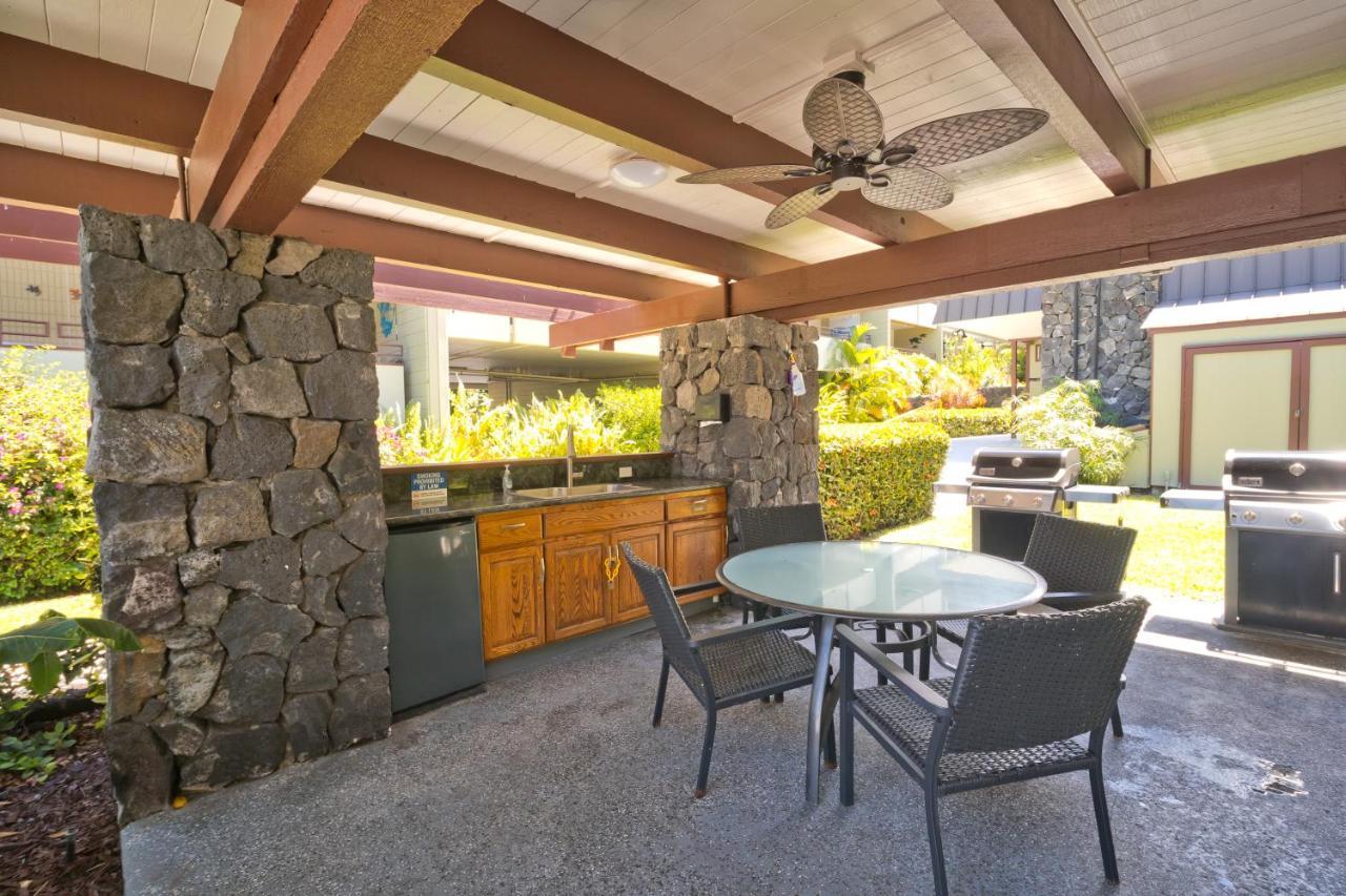 Family Getaway - Lava Room At Magic Sands Beach 카일루아 코나 외부 사진